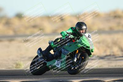 media/Dec-07-2025-CVMA (Sun) [[3e7d2de5dc]]/Race 17-Amateur Formula Middleweight/